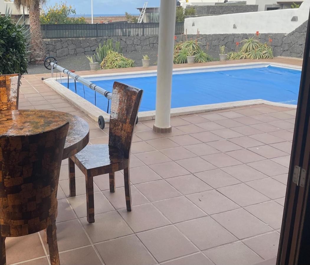 Villa Tania - Villa Independiente Con Piscina Privada Плая Бланка Екстериор снимка